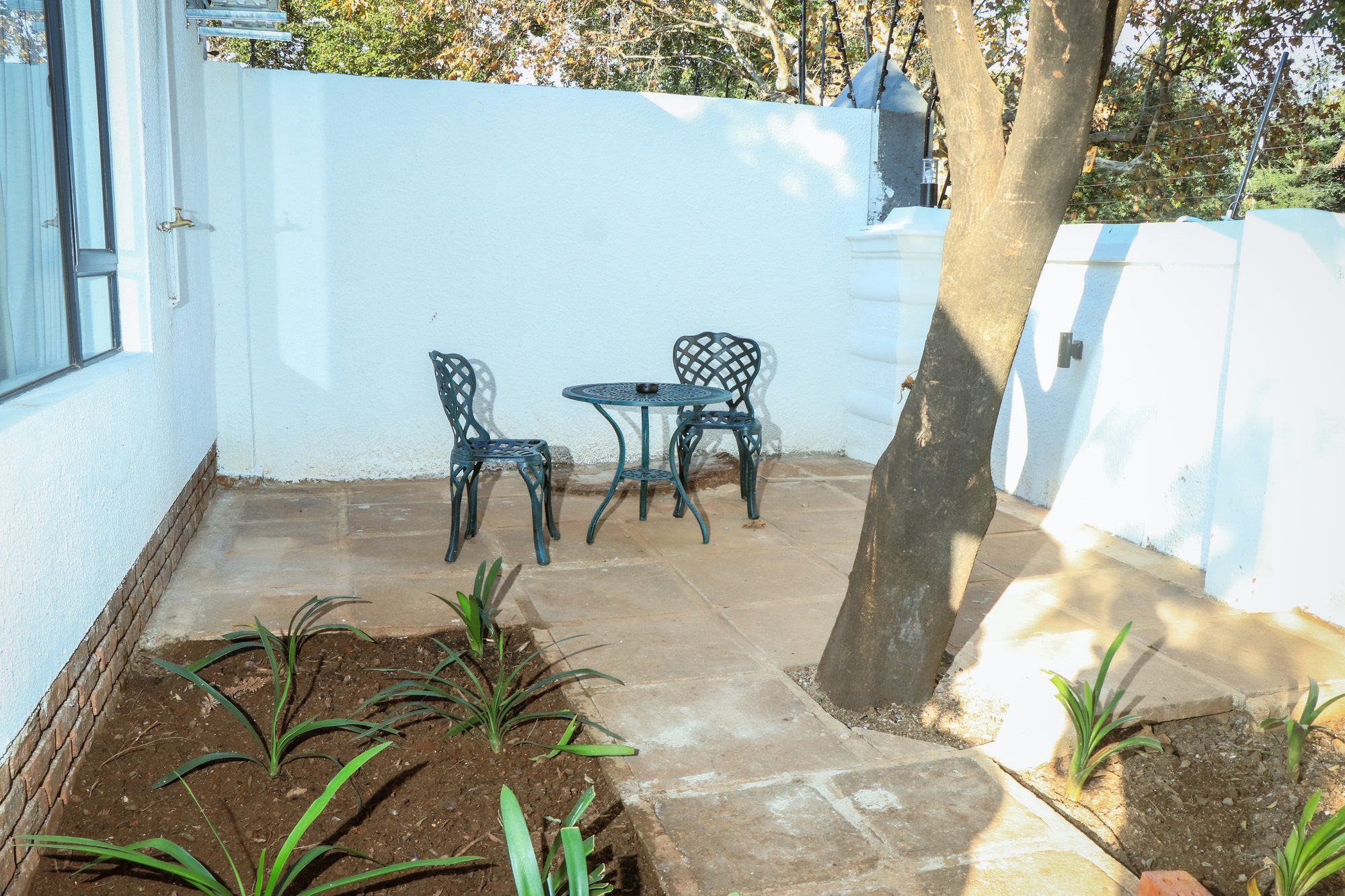 Courtyard Seating