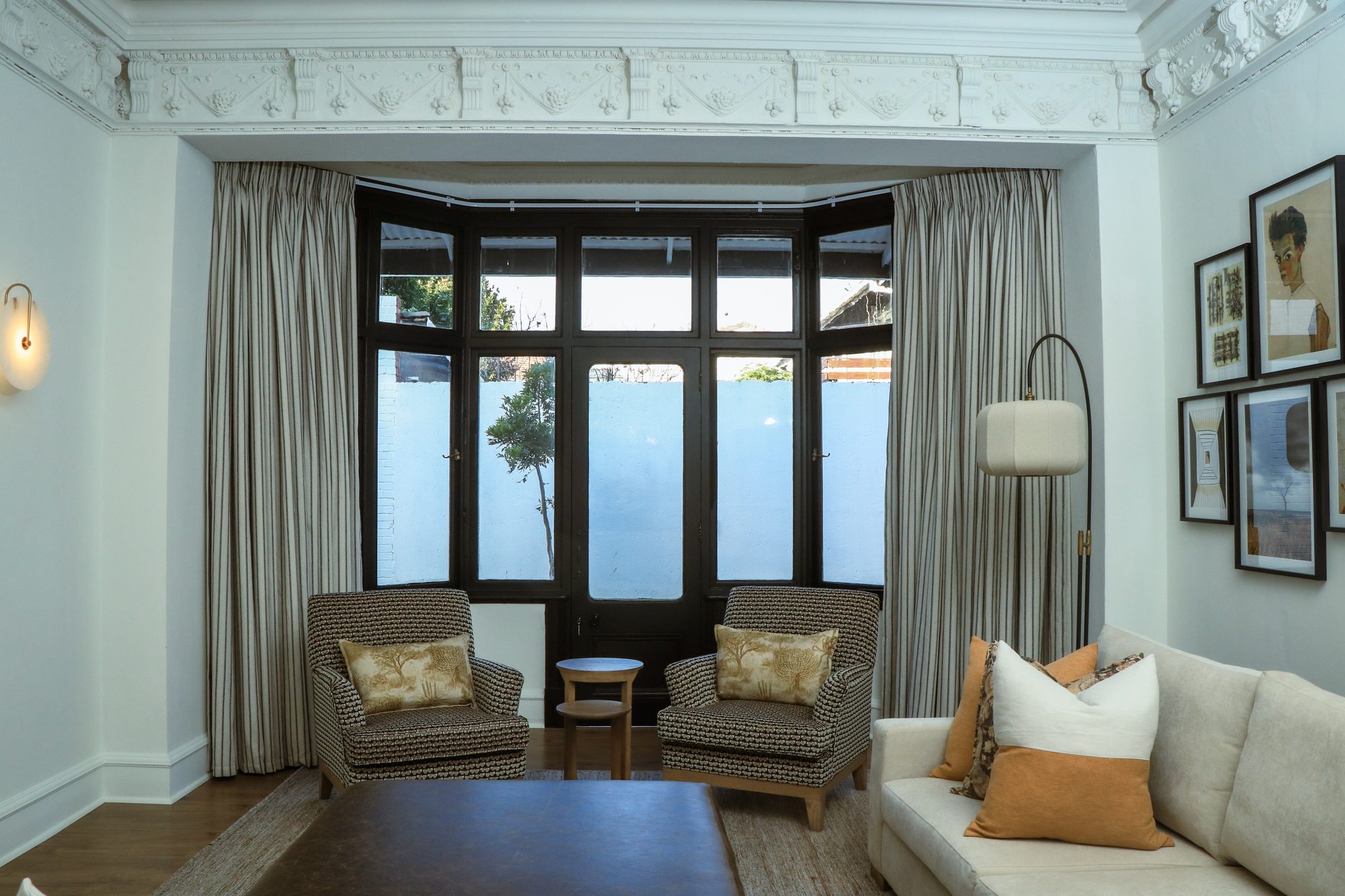 Lounge Bay Window